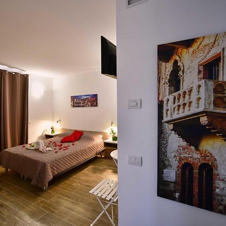 La Terrazza sul Garda Hotel Esterno foto